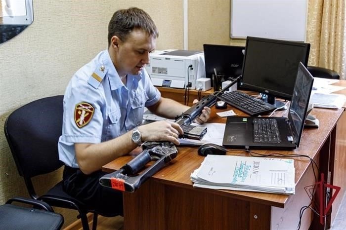 Административная ответственность исключает возможность владения гражданским огнестрельным оружием