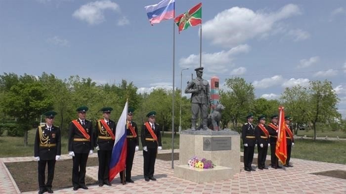 Традиции празднования Дня пограничника в России