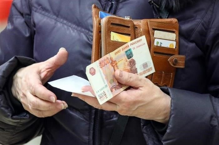 Подробности корректировки пенсии для работающих пенсионеров